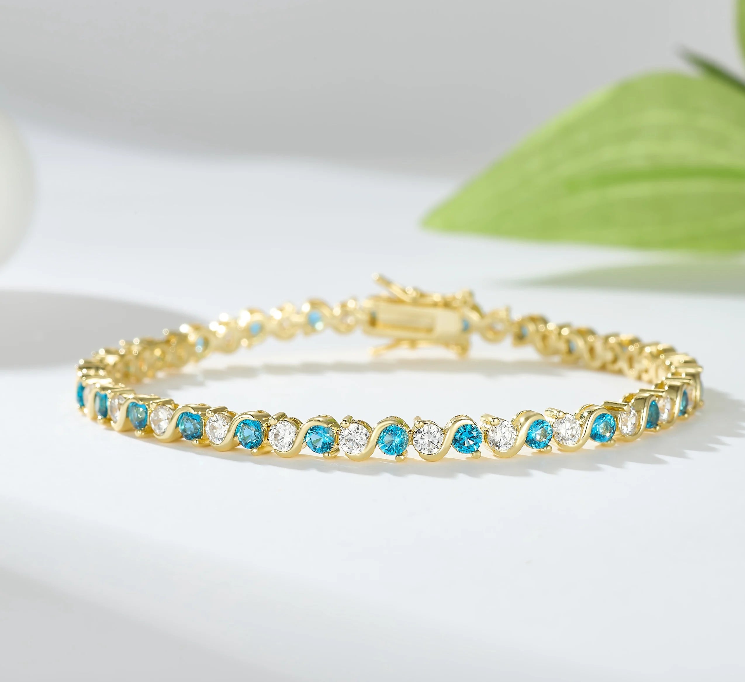 Pulsera Cadena Mujer Baño de Oro 14K – Zirconia Brillante Estilo Tennis