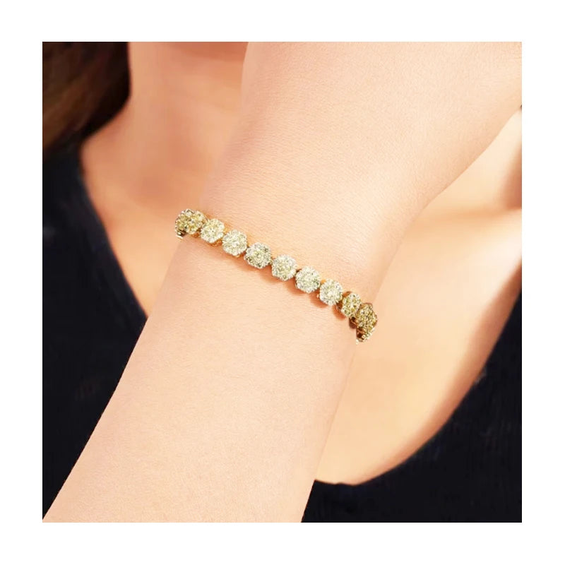 ✨ Pulsera Dorada Tipo Tennis con Flor y Zirconias ✨