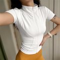 Top Deportivo Mujer Slim Fit – Cuello Alto con Cremallera | Yoga & Gym