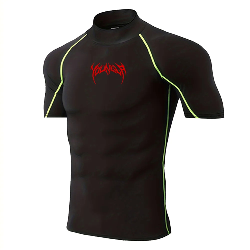 Camiseta Deportiva Hombre Gothic Fit – Ajustada, Cuello Alto y Secado Rápido (S–3XL)