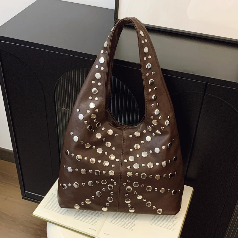 Bolso Tote Mujer Estilo Punk Chic – Grande con Tachuelas | Diseño Luxury