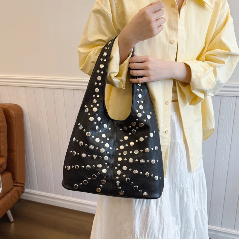 Bolso Tote Mujer Estilo Punk Chic – Grande con Tachuelas | Diseño Luxury