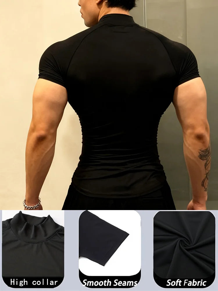 Camiseta Deportiva Hombre Gothic Fit – Ajustada, Cuello Alto y Secado Rápido (S–3XL)