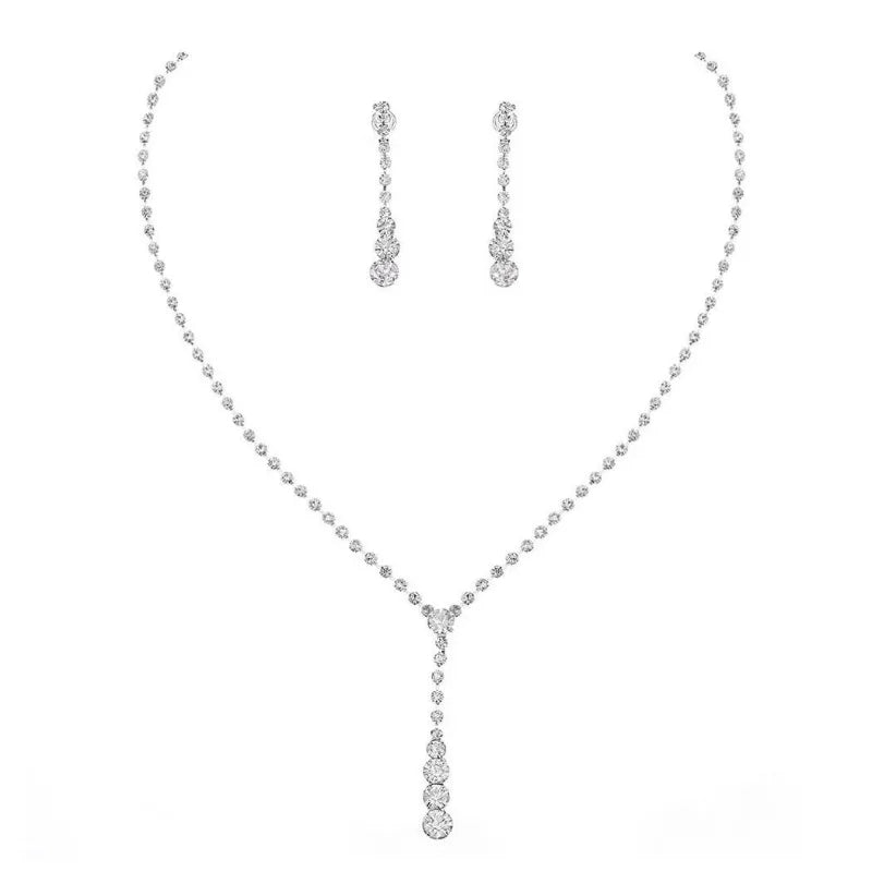 Collar Elegante de Acero Inoxidable – Estilo Clásico para Mujer