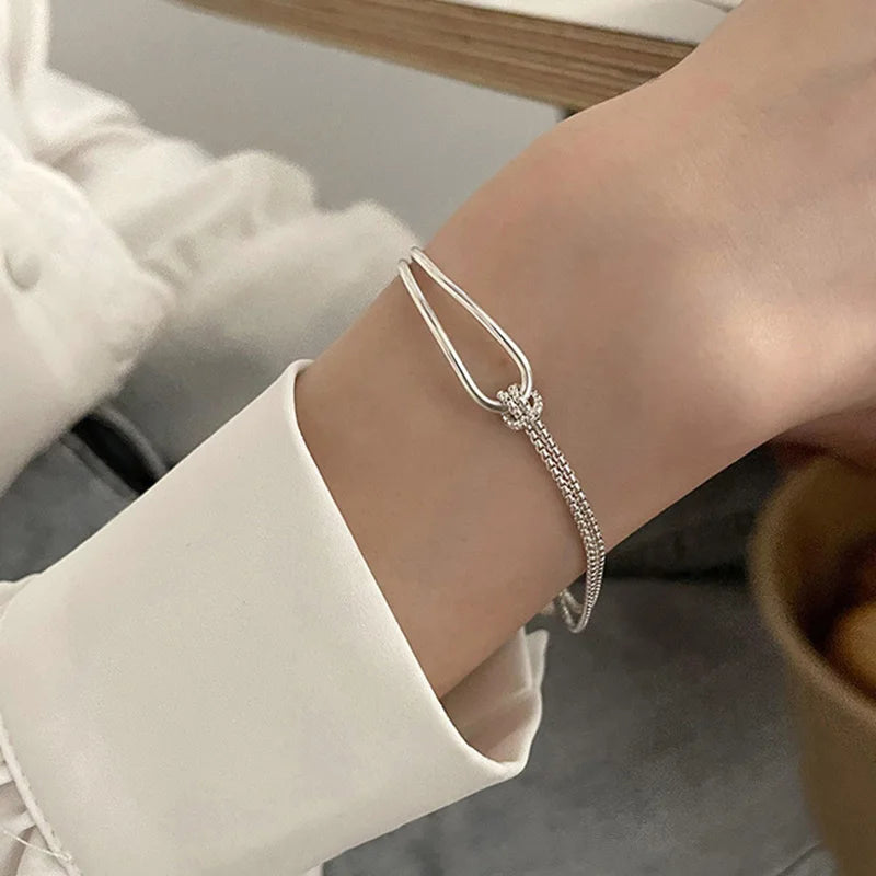 Pulsera Minimalista de Plata 925 con Diseño Geométrico