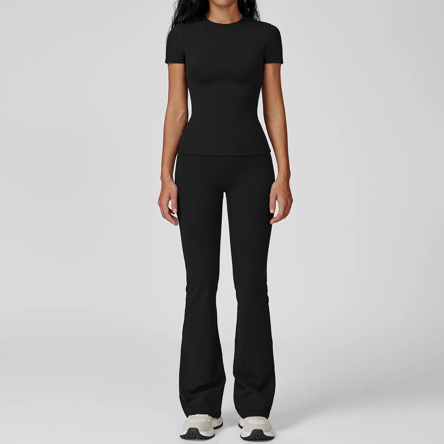 Conjunto Deportivo Mujer 2 Piezas – Top Manga Larga + Leggings / Shorts Cintura Alta